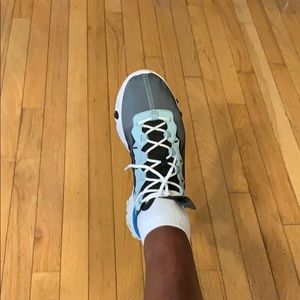 Meet your Posher, Bernard